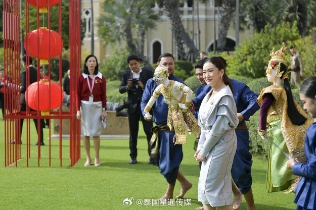 低迷