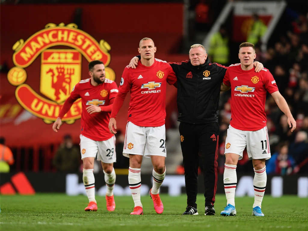 随着球队引 随着球队引